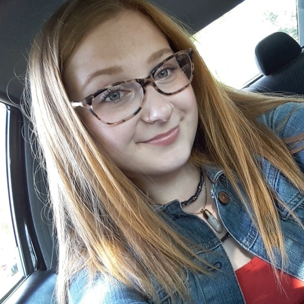 Meet your Posher, Felicity